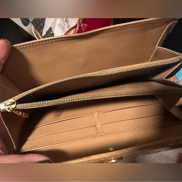 Louis Vuitton Bronze Vernis Porte-Tresor Wallet on Chain (WOC) - Authentic - Picture 4 of 6